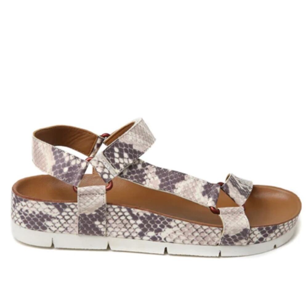 BOGO Band of Gypsies Newport Leather Sandal New $89